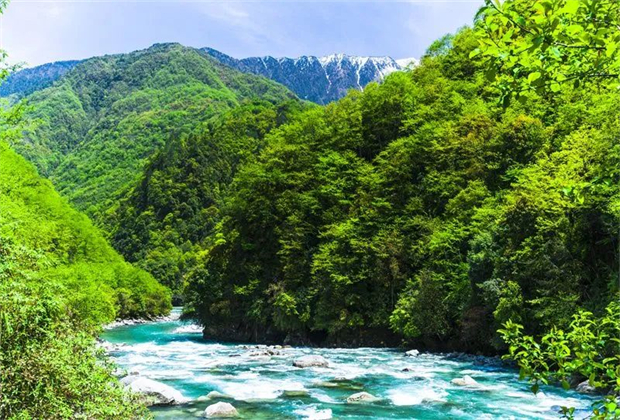 怒江會議旅游：遠(yuǎn)離城市喧囂，來看看秋日的獨龍秘境